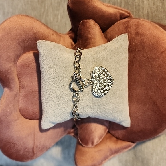 Silver Tone Rhinestone Heart Charm Bracelet - Picture 1 of 6